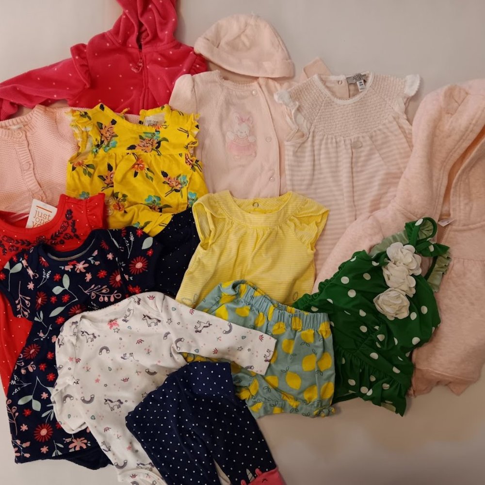 Baby Girls NB to 6-9M Lot - Carters, Janie&Jack, Armani Baby, Little Me